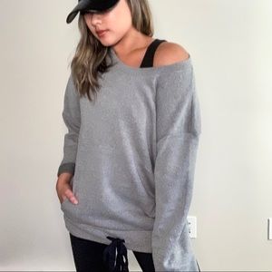 ALLIE Fleece Pullover in Gray